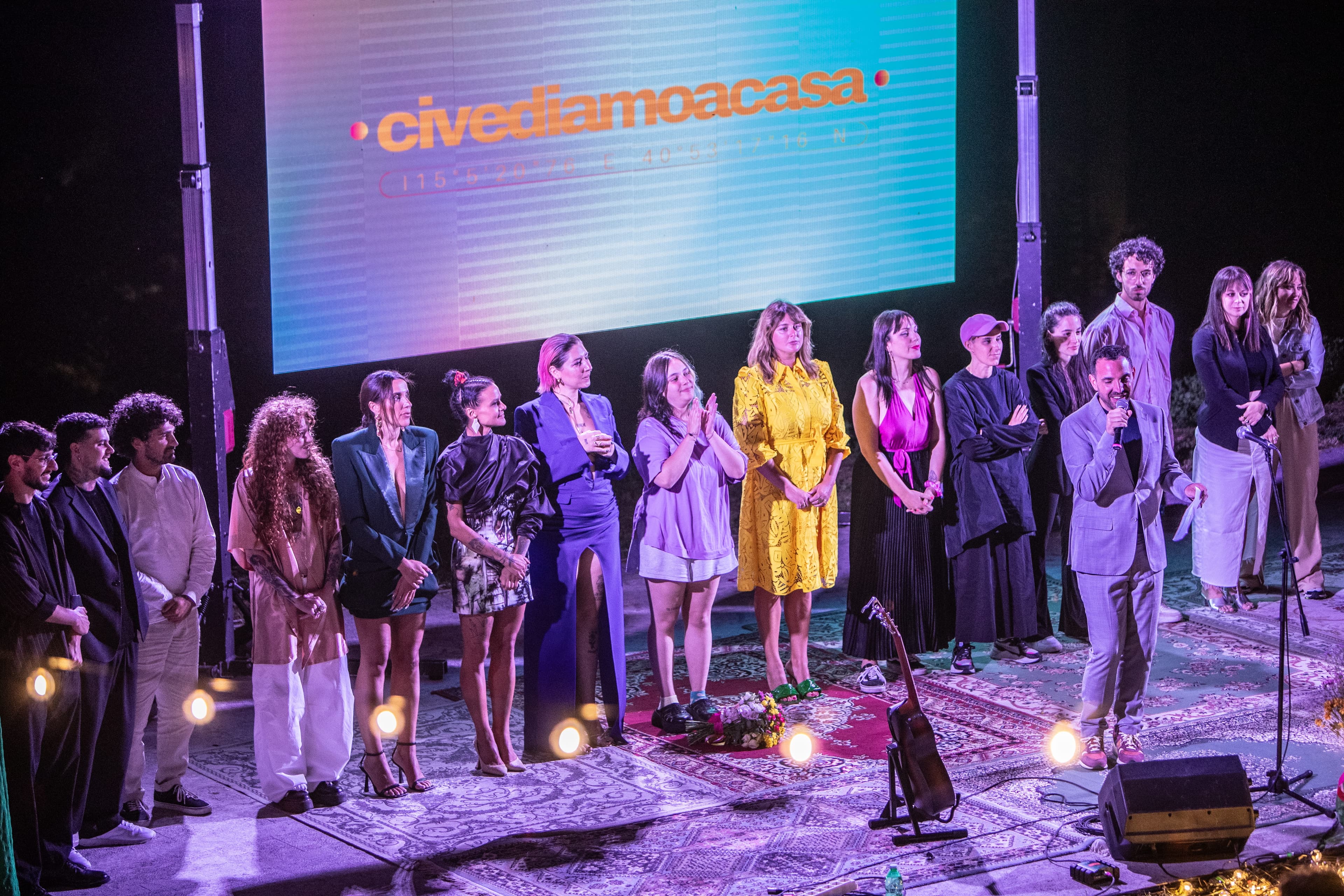 Tutti gli artisti sul palco a fine serata 2023