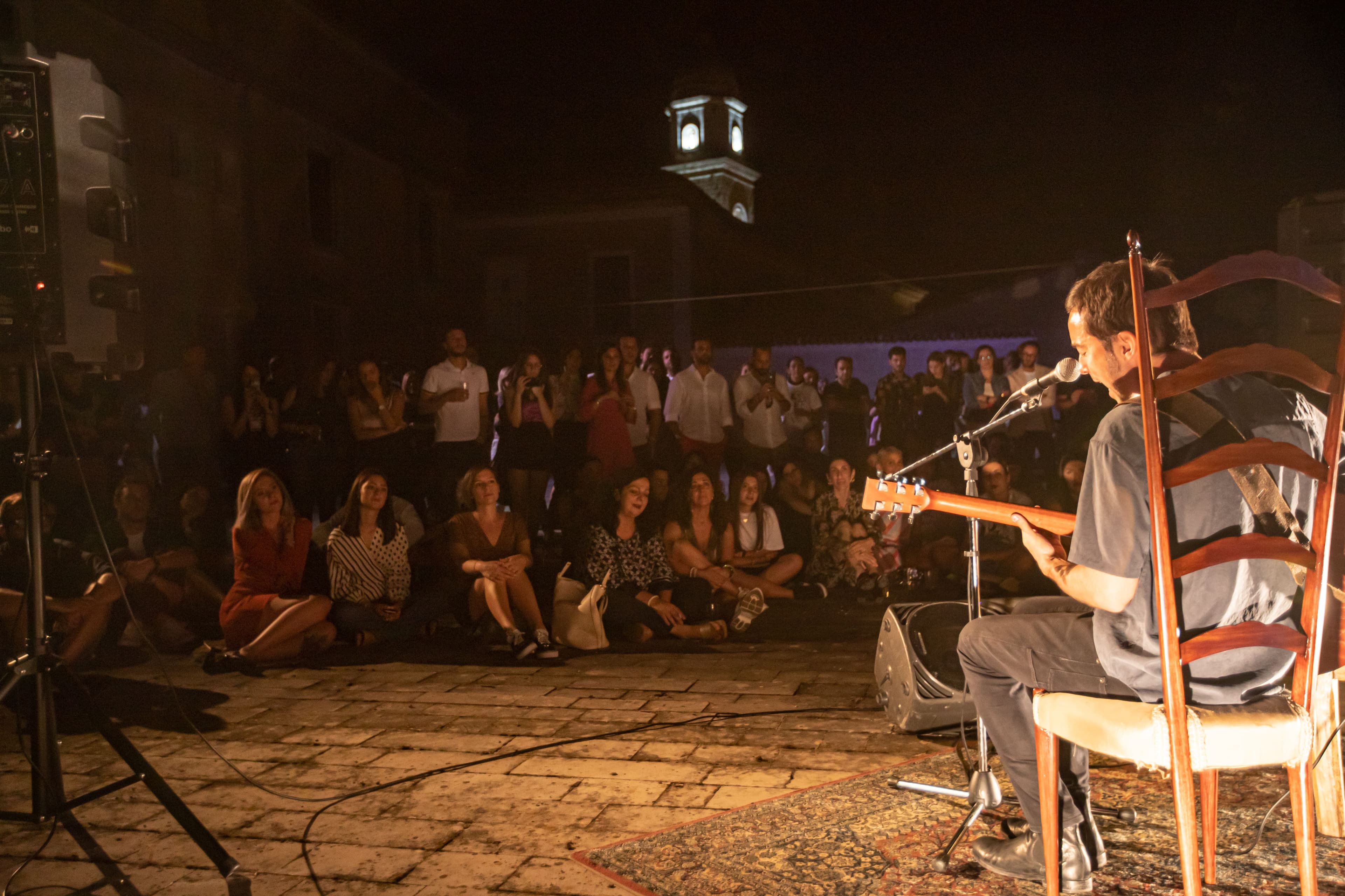 Il pubblico incantato durante la serata