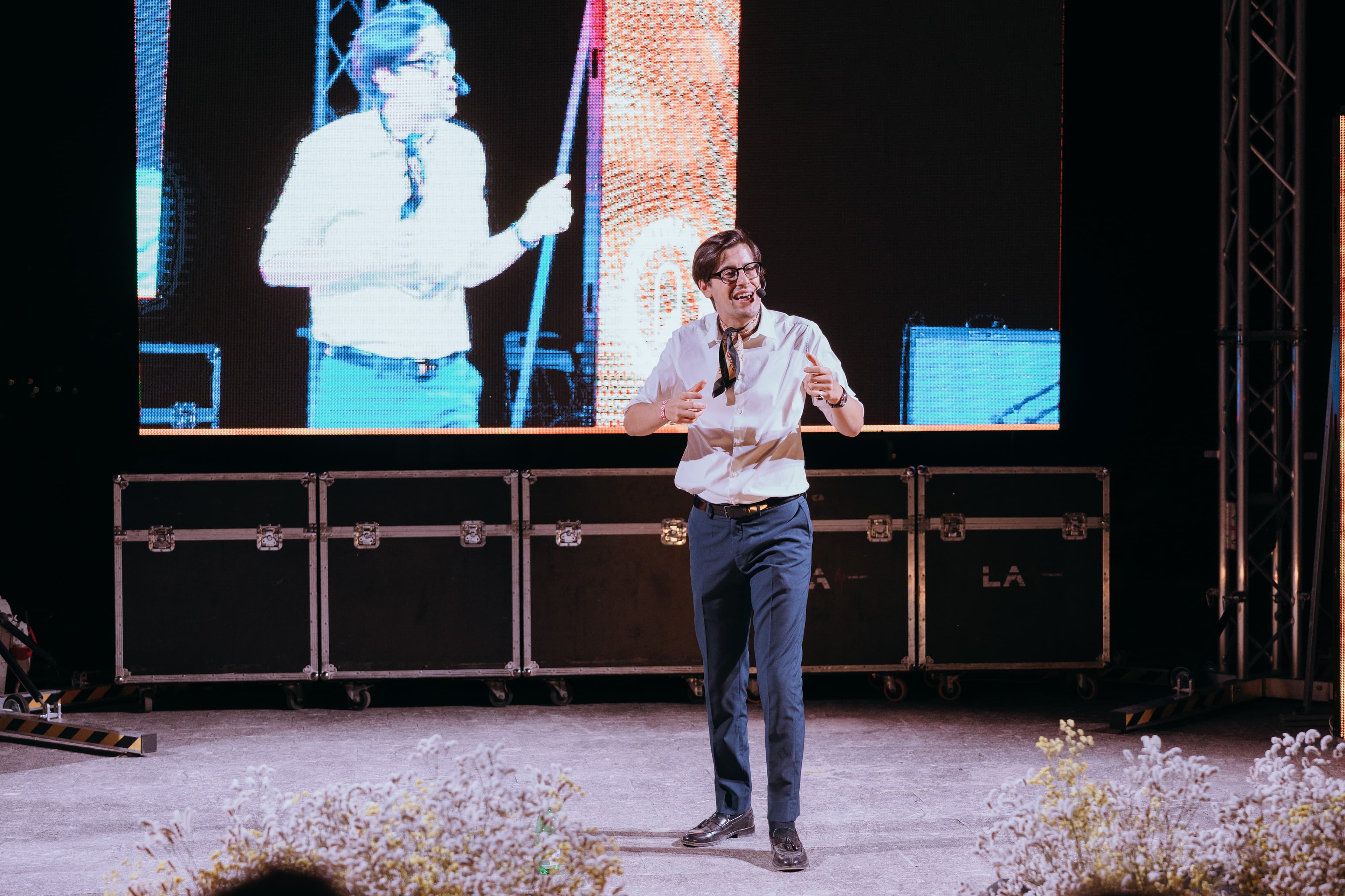 Alessandro Ciacci sul palco a Ci Vediamo A Casa 2025