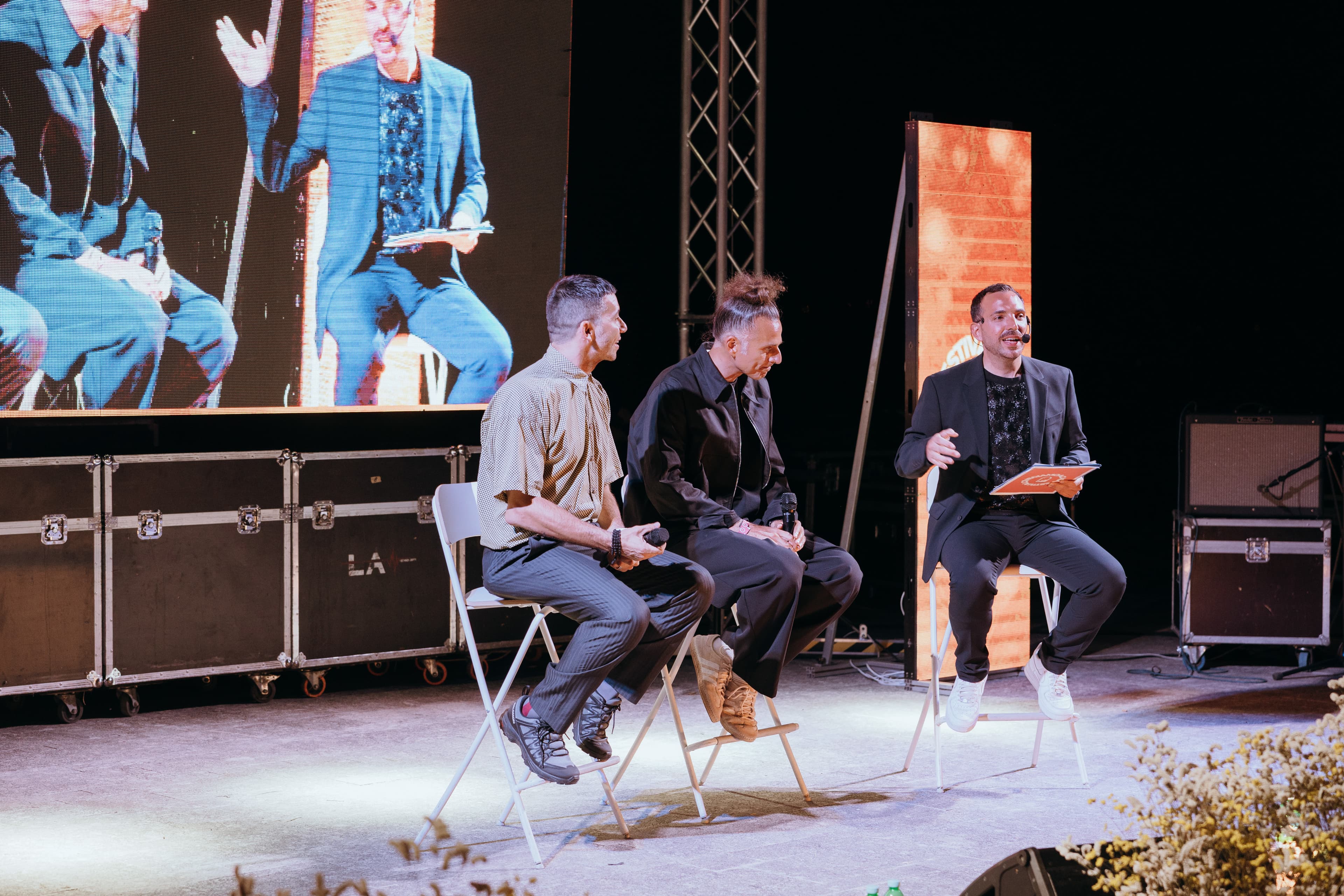 Diego Passoni e Ghemon intervistati sul palco