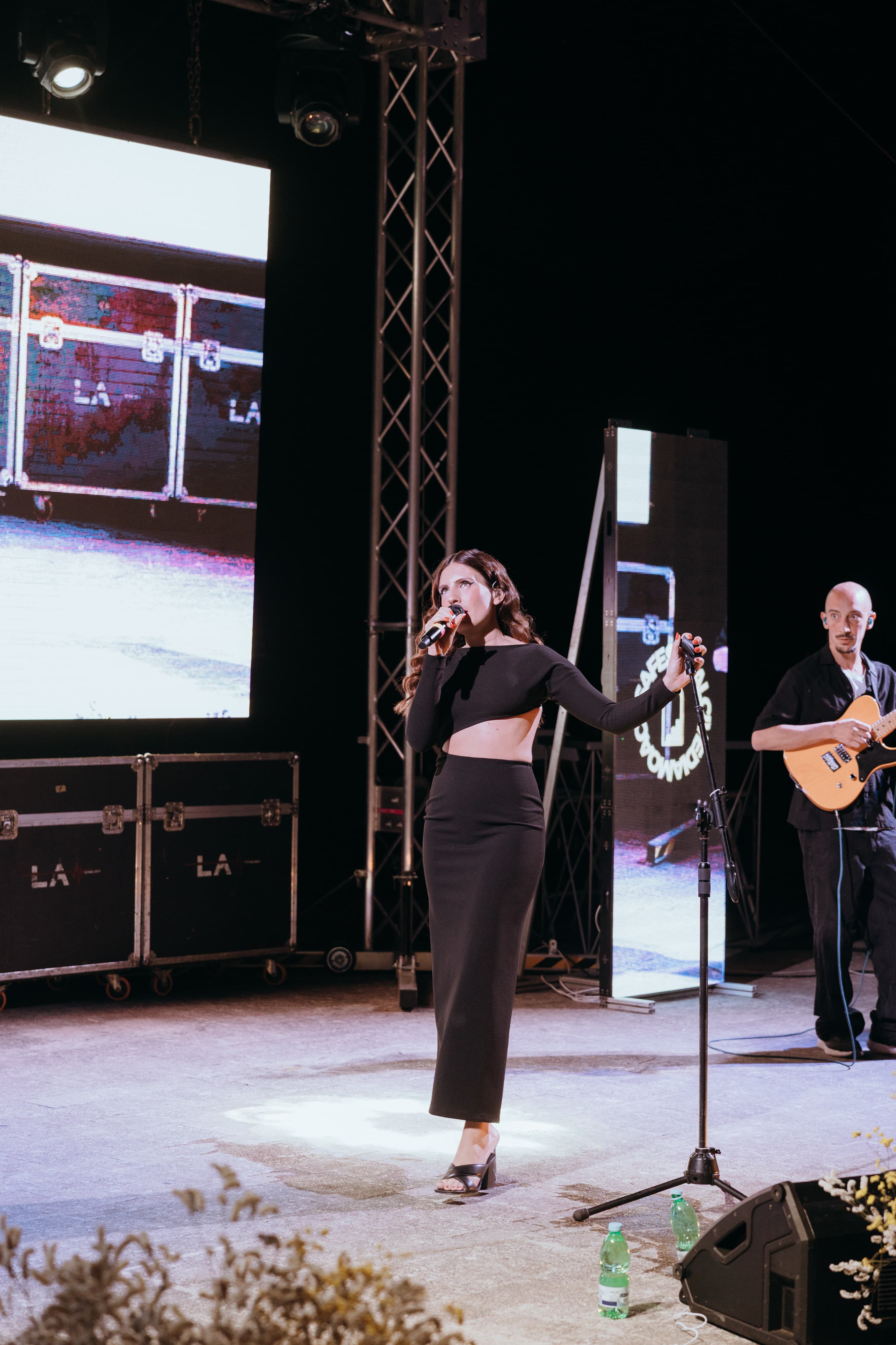 Ditonellapiaga durante la sua performance